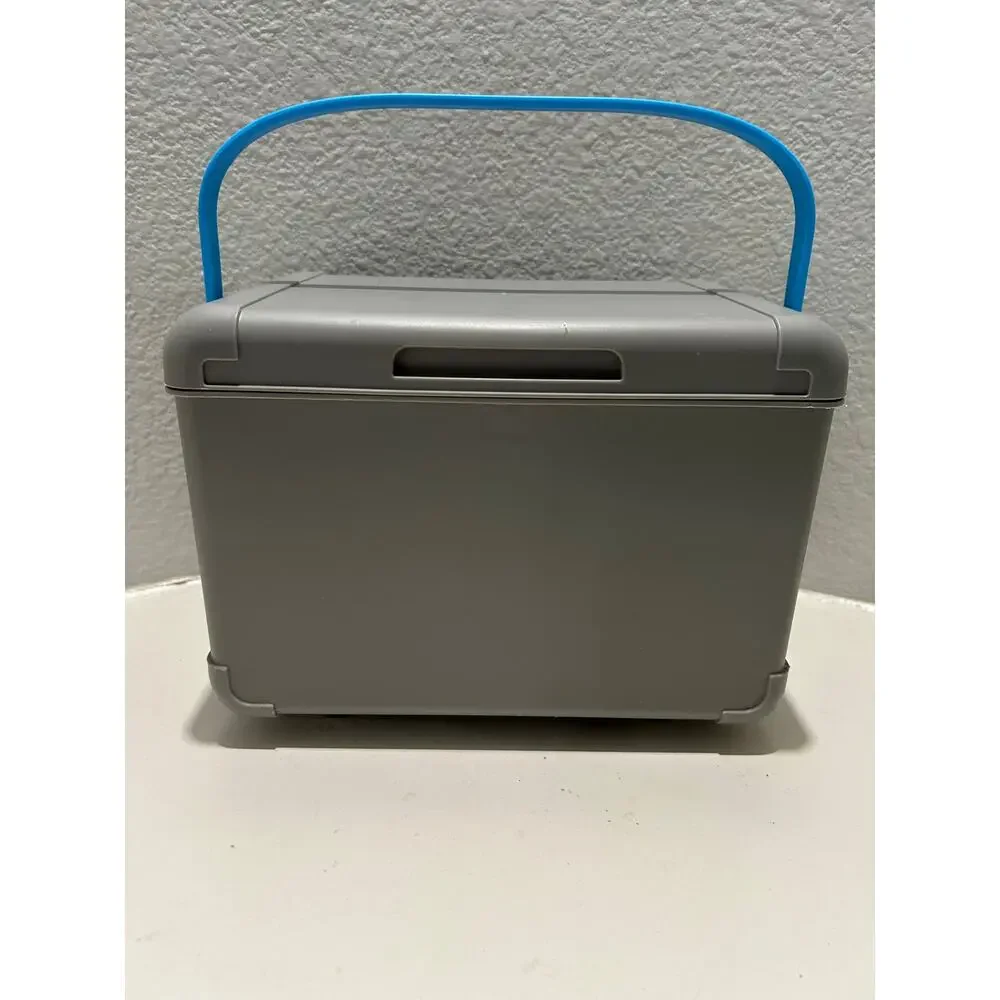 HORIZON GROUP Plastic Lidded Toy Caddy Cassette Player Design